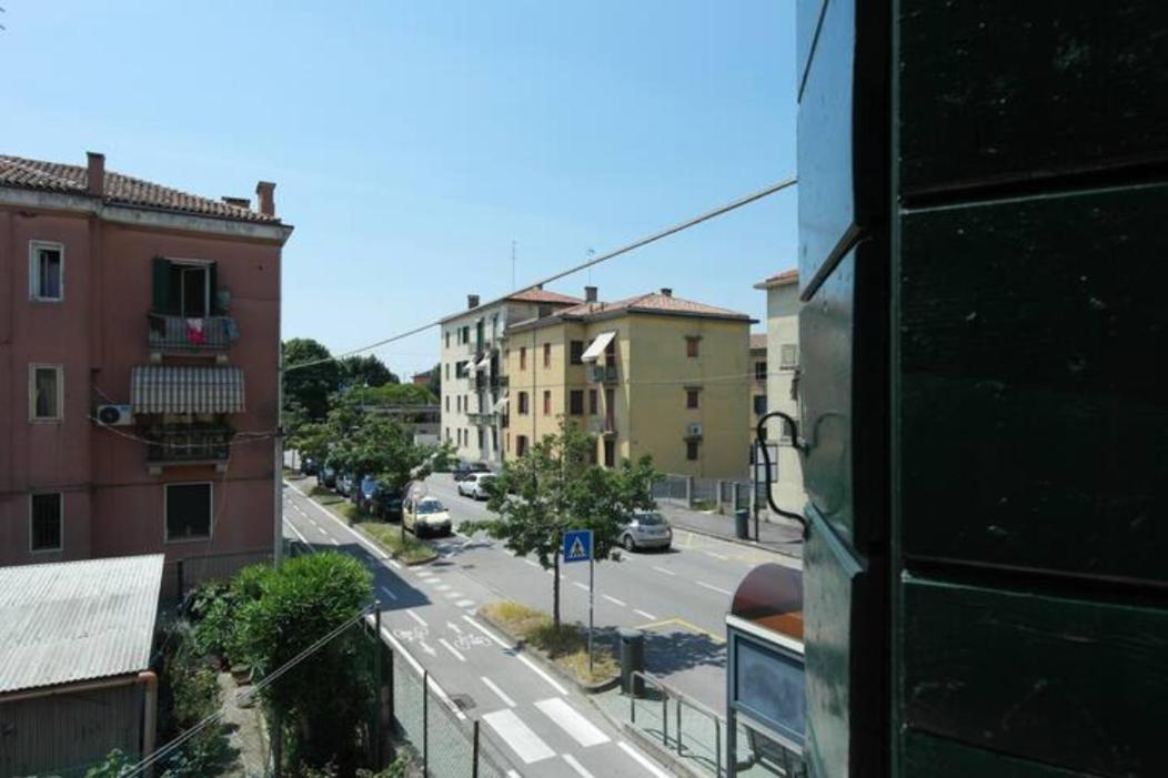 Little And Cozy Flat Near Venice Marghera Exterior photo